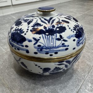 Flower Bowl with Top Large (PC: 113)