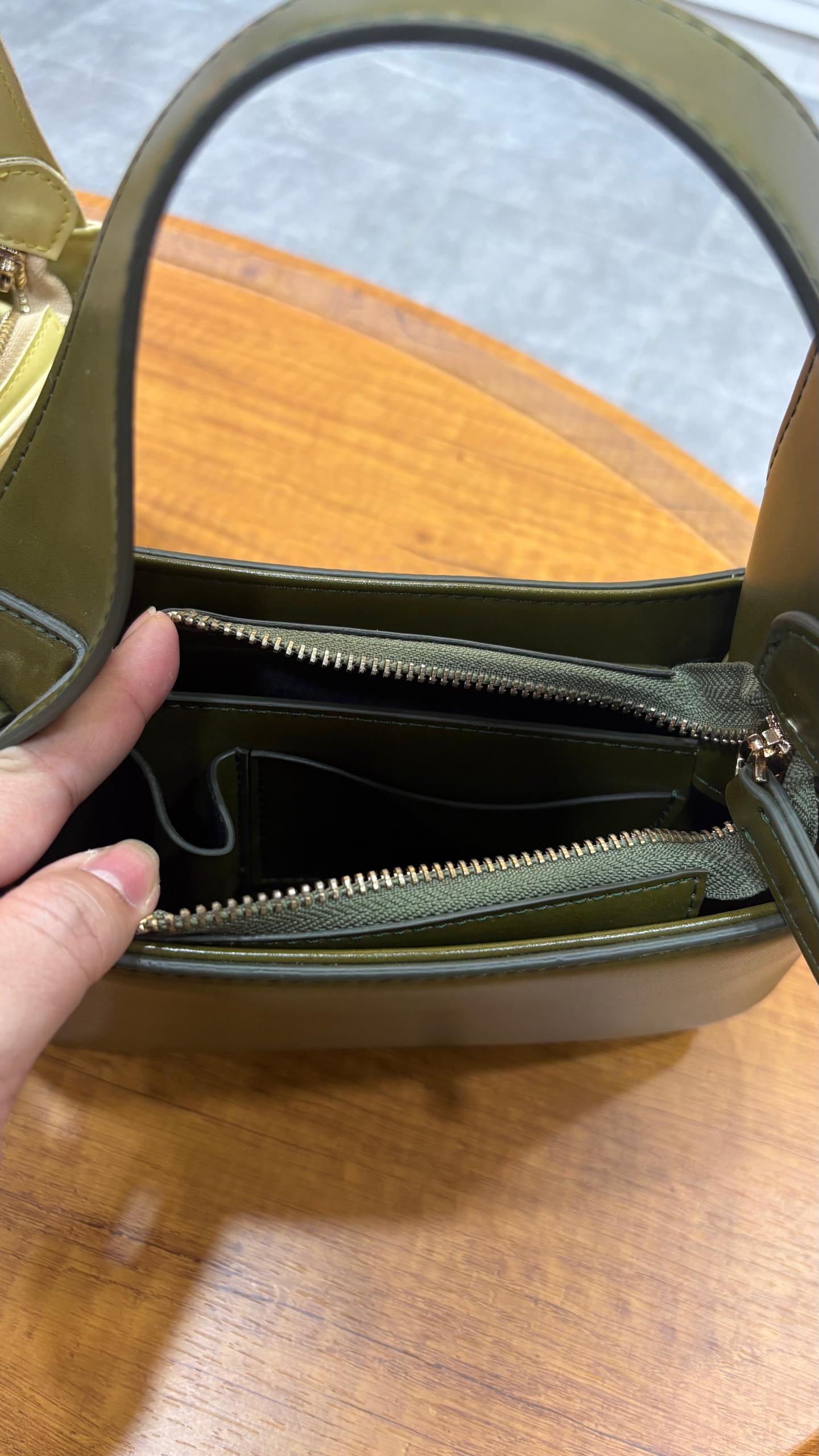 Furl Handbag - Image 9