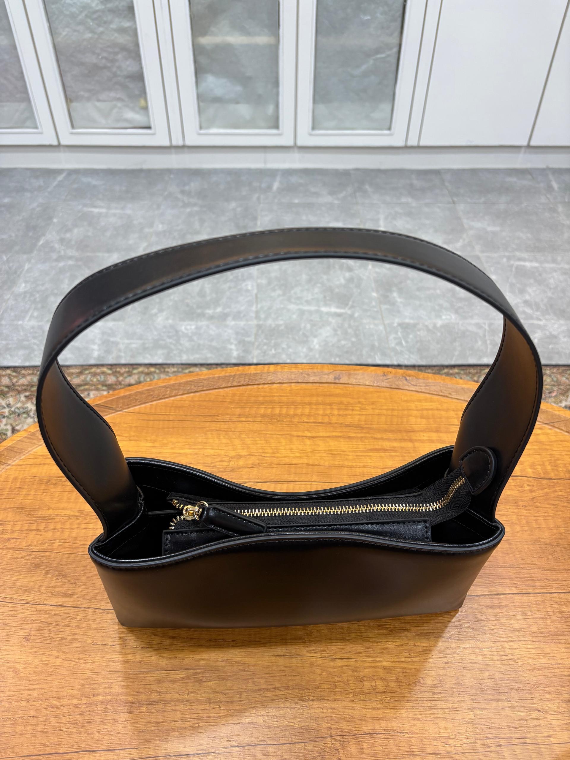 Furl Handbag - Image 10