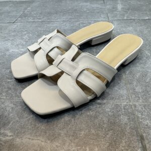 Luna Beige (Available in Store)