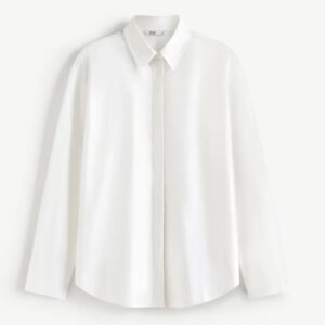 Women's long-sleeved shirt. Regular