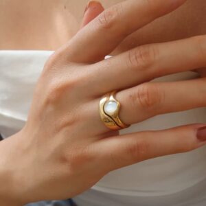 Mother of Pearl Ring (PC:317)